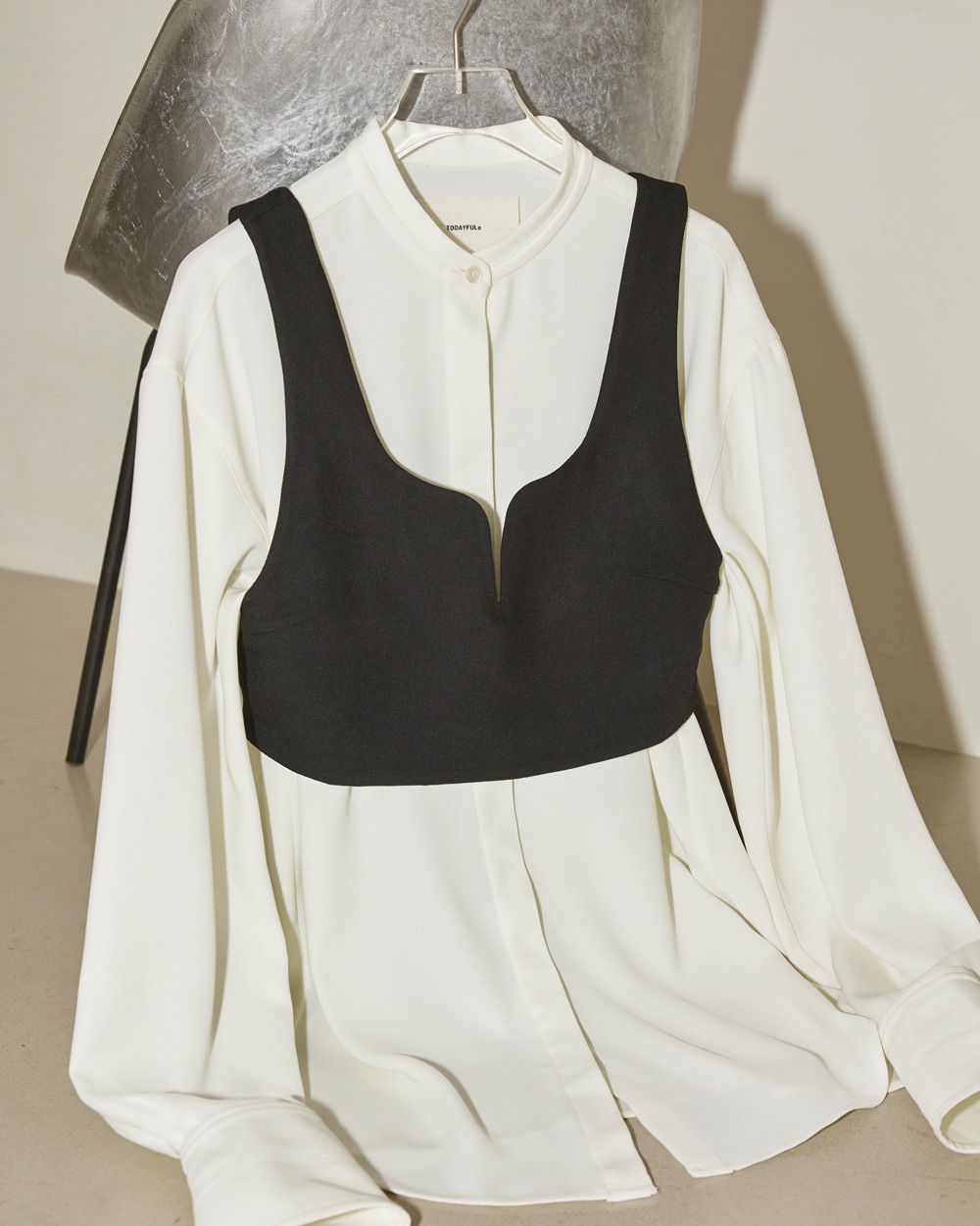 【美品】 todayful Wool Slit Bustier ビスチェ todayful Wool Slit Bustier