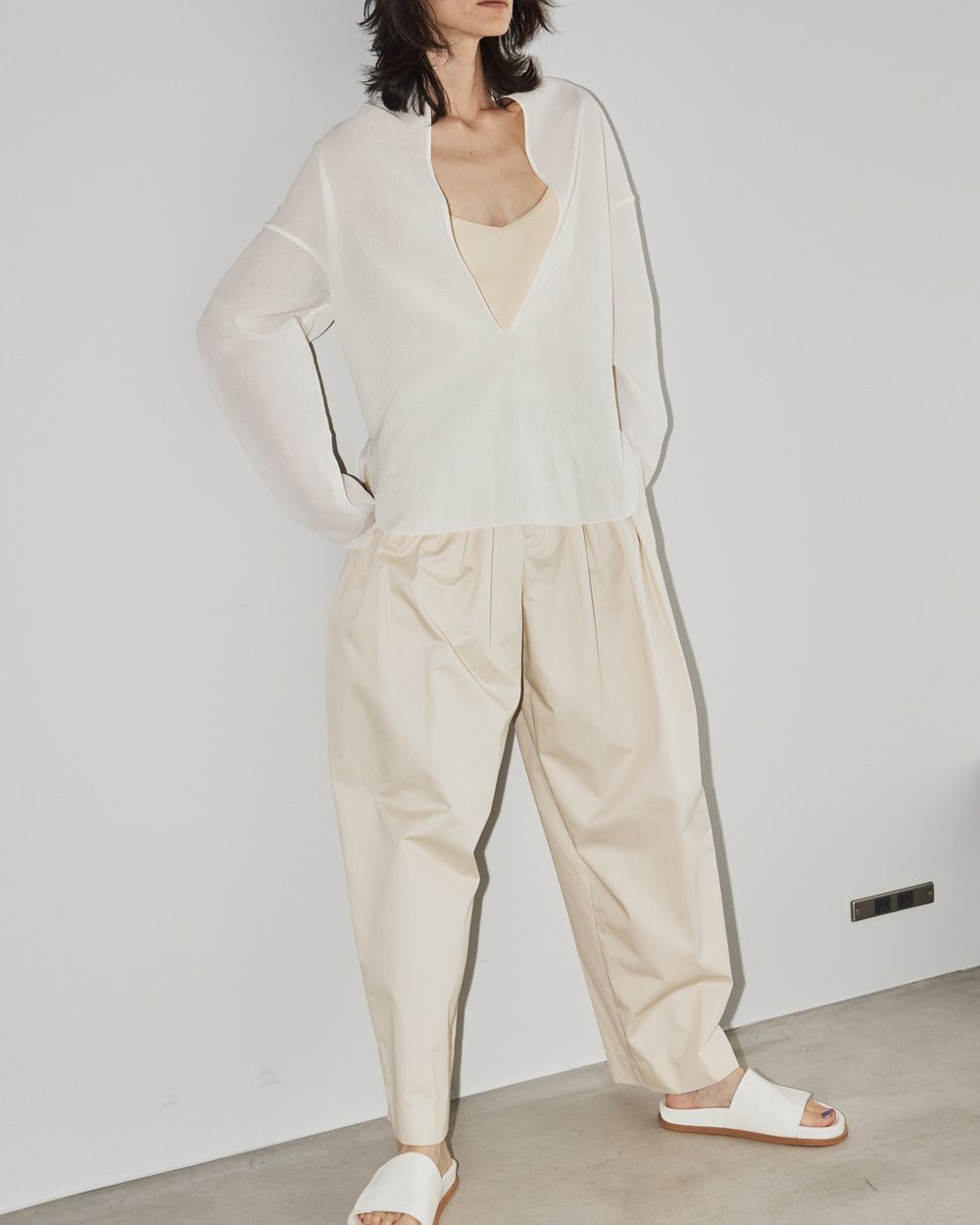 todayful tuck tapered Trousers 36 ホワイト TODAYFUL Tapered Tuck Pants 36 クリーム パンツ
