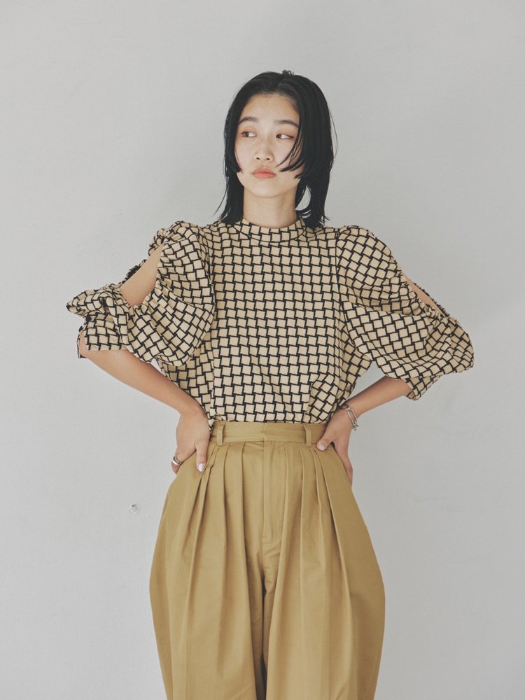 Openshoulder Jacquard Blouse トゥデイフル