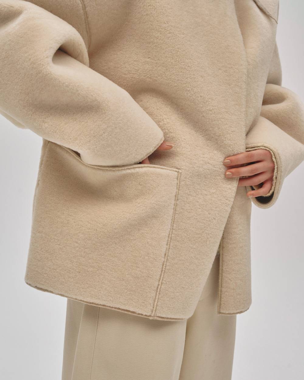 Standcollar Boa Jacket Standcollar Boa Jacket,スタンドカラーボアジャケット,12220006,ボア,ボアジャケット,スタンドカラーコート,アウター,ジャケット,スタンドカラー,防寒着,防寒,カジュアルブルゾン,ライフズ,todayful,トゥデイフル,lifes,吉田怜香