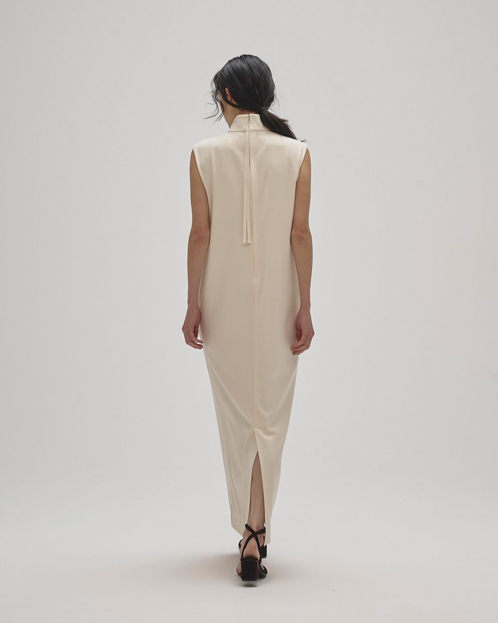 Highneck Pencil Dress Highneck Pencil Dress,ハイネックペンシルドレス,12520303,ドレス,ハイネックドレス,ペンシルドレス,スリットドレス,ワンピース,ノースリーブドレス,todayful,トゥデイフル,lifes,ライフズ,25aw,吉田怜香