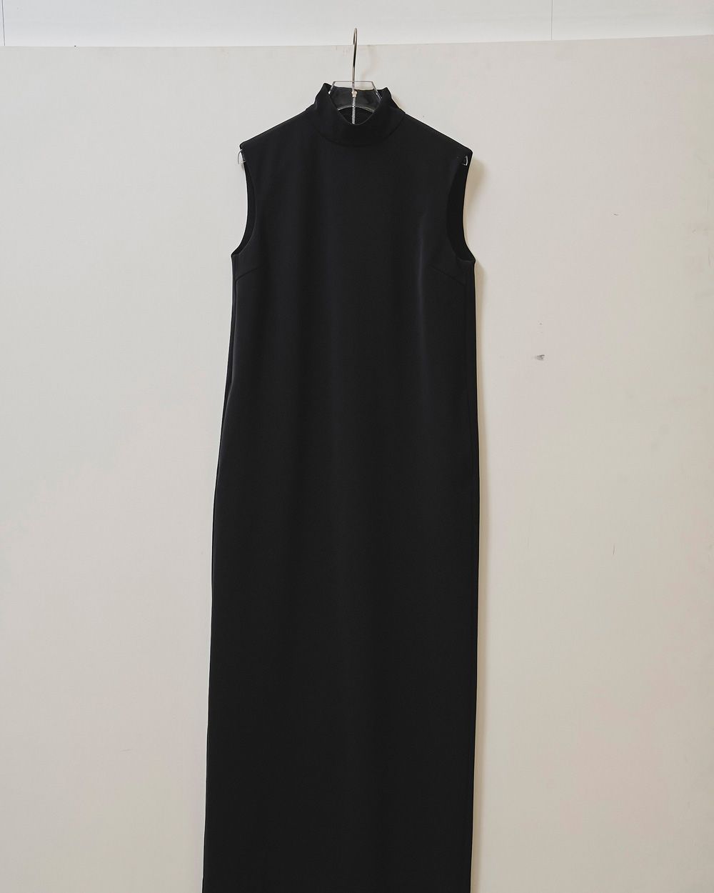 黒【TED BAKER】MANABDL フロント スリット ペンシル ワンピース 黒【TED BAKER】MANABDL フロント スリット ペンシル ワンピース