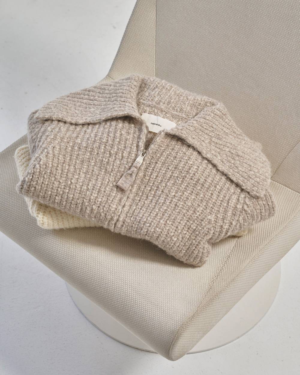 Square Collar Cardigan Square Collar Cardigan,スクエアカラーカーディガン,12520316,ワンピース,ドレス,ニットワンピース,ニットワンピ,カーディガン,ニット,todayful,トゥデイフル,lifes,吉田怜香,25aw,25winter