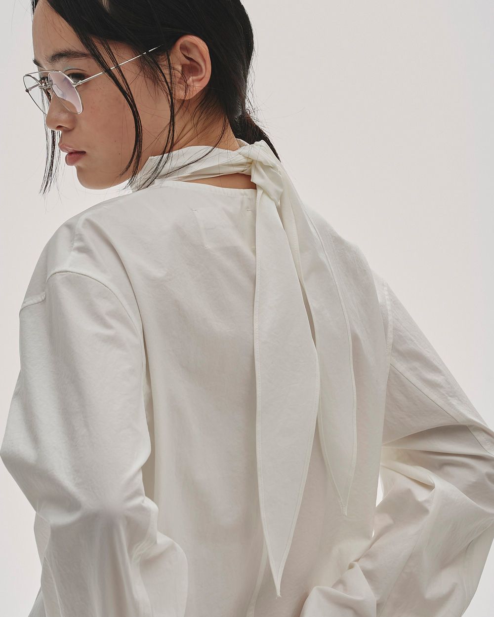 Roundhem Tie Blouse Roundhem Tie Blouse,ラウンドヘムタイブラウス,12520408,ブラウス,ラウンドヘムブラウス,ラウンドヘムシャツ,襟付きブラウス,襟付きシャツ,todayful,トゥデイフル,lifes,ライフズ,25aw,吉田怜香