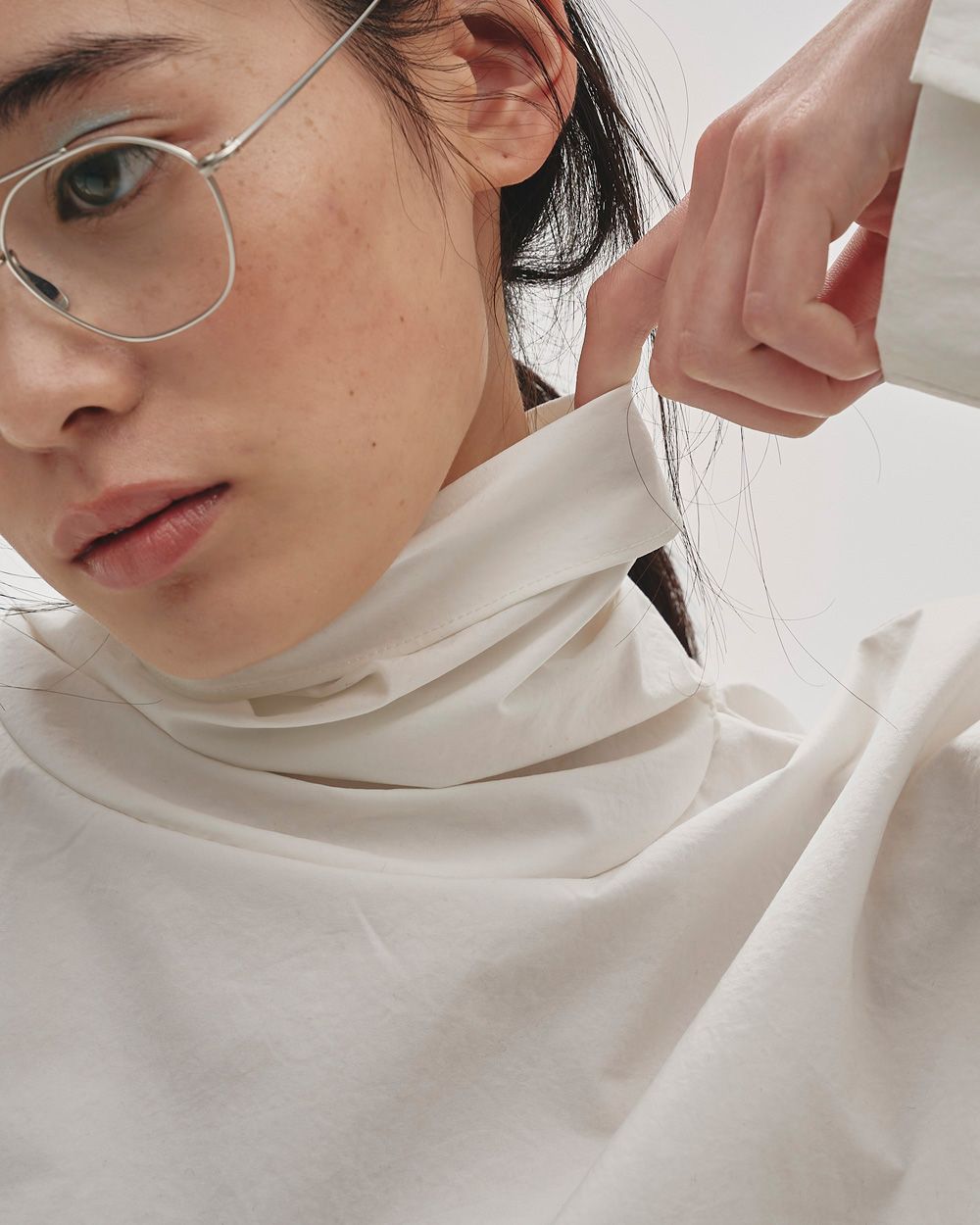 Roundhem Tie Blouse Roundhem Tie Blouse,ラウンドヘムタイブラウス,12520408,ブラウス,ラウンドヘムブラウス,ラウンドヘムシャツ,襟付きブラウス,襟付きシャツ,todayful,トゥデイフル,lifes,ライフズ,25aw,吉田怜香