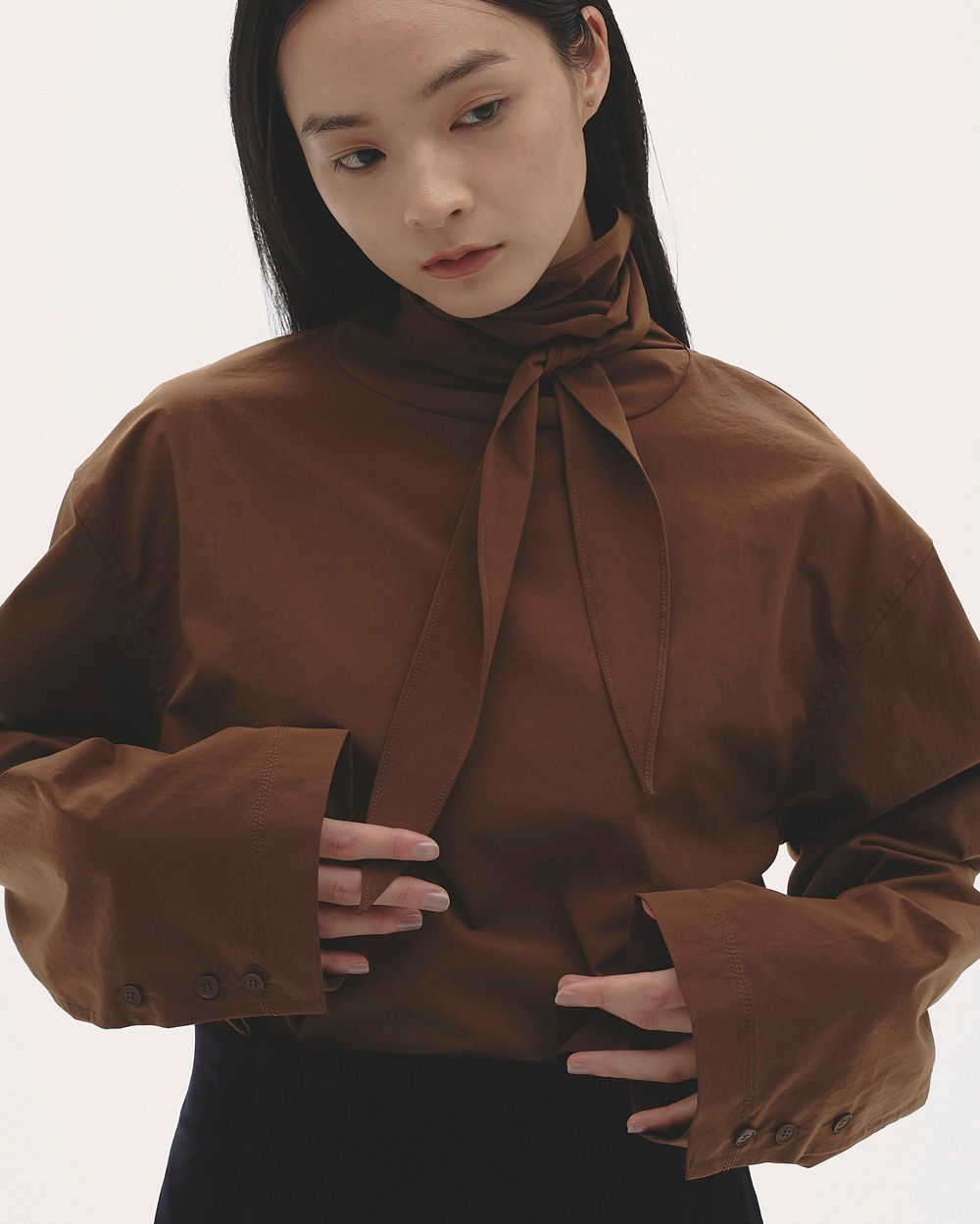 Roundhem Tie Blouse Roundhem Tie Blouse,ラウンドヘムタイブラウス,12520408,ブラウス,ラウンドヘムブラウス,ラウンドヘムシャツ,襟付きブラウス,襟付きシャツ,todayful,トゥデイフル,lifes,ライフズ,25aw,吉田怜香