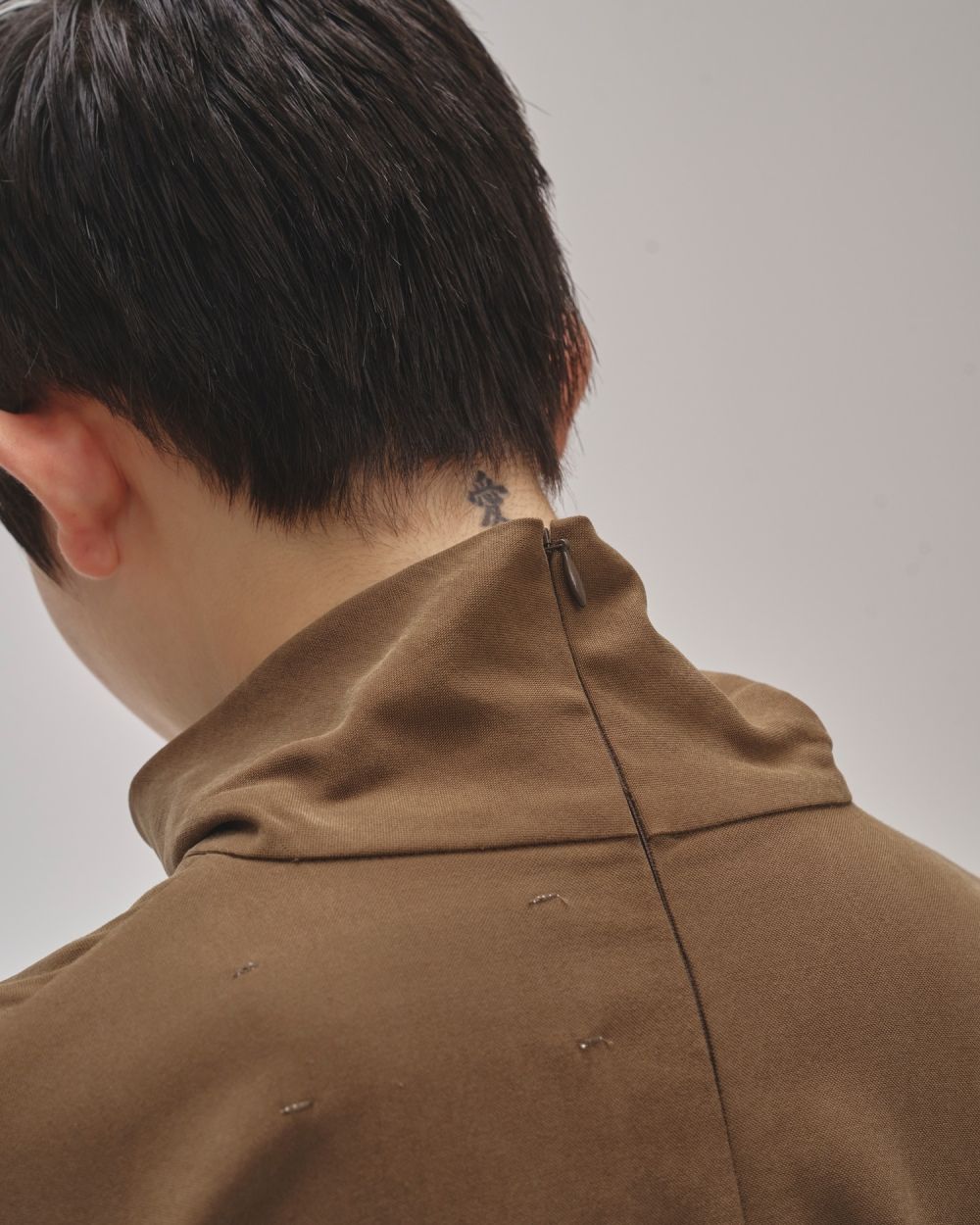 美品 todayful Peachskin Turtle Blouse ブラウン TODAYFUL(トゥデイフル) / Life's online store（ライフズ