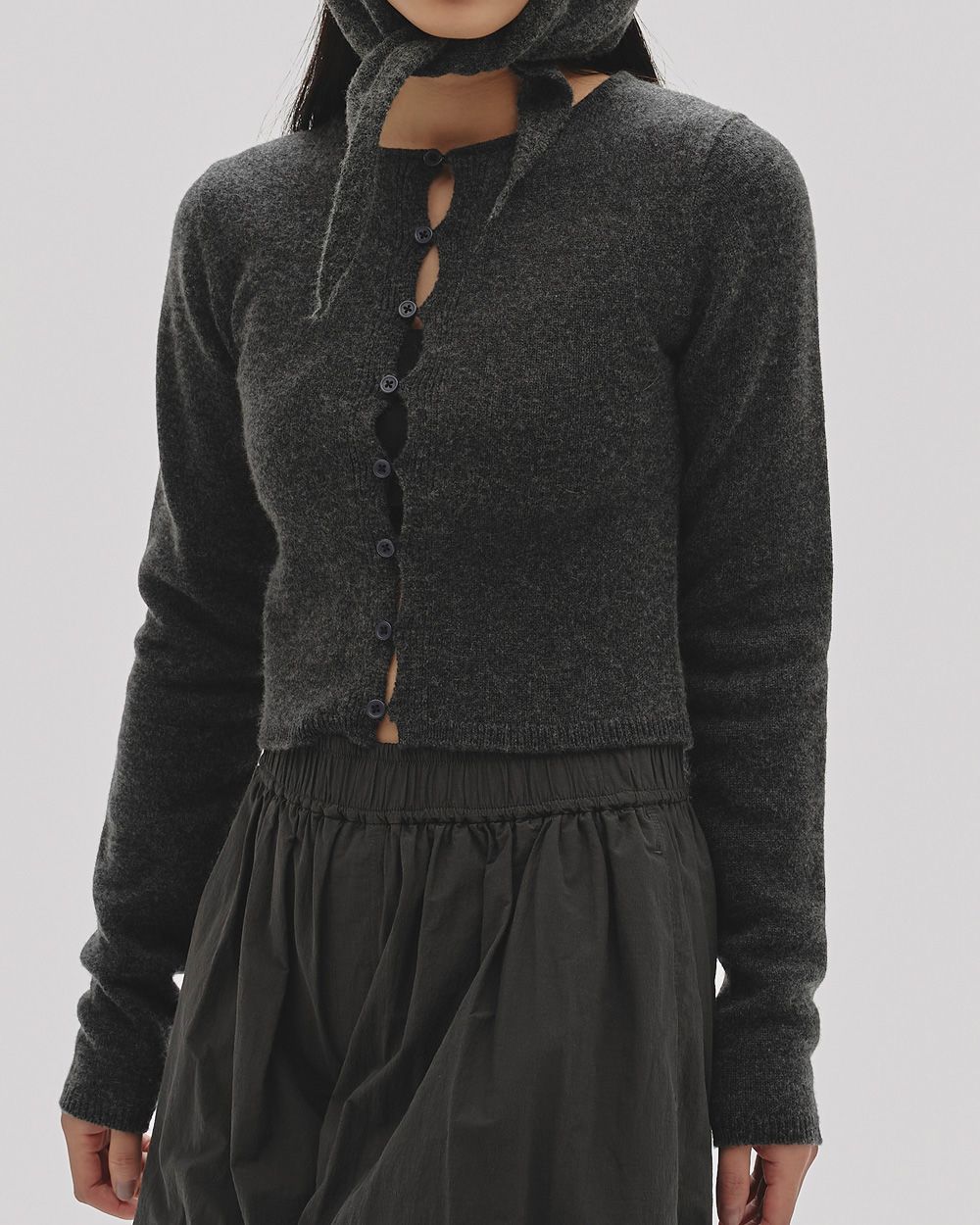 Cashmere Compact Cardigan Cashmere Compact Cardigan,カシミヤコンパクトカーディガン,12520509,カシミヤカーディガン,コンパクトカーディガン,コンパクトニットトップス,カーディガン,ニットカーディガン,カシミヤトップス,ニットトップス,ショートカーディガン,ショートカシミヤカーディガン,セットアップ,todayful,トゥデイフル,lifes,ライフズ,25aw,吉田怜香