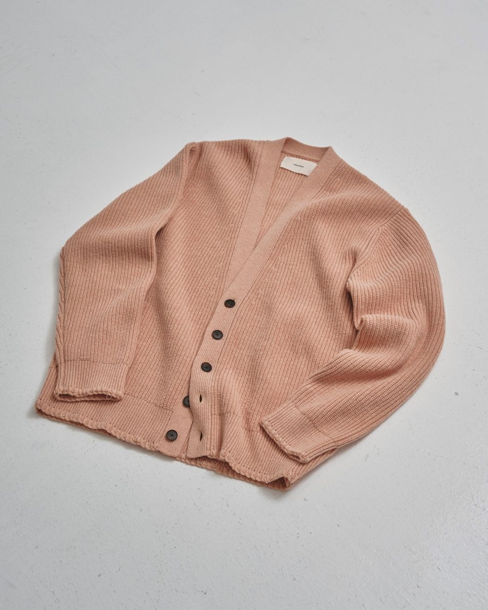 Wool Ribknit Cardigan Wool Ribknit Cardigan,ウールリブニットカーディガン,12520519,ニットカーディガン,カーディガン,リブニット,ウール,todayful,トゥデイフル,lifes,吉田怜香,25aw,25winter