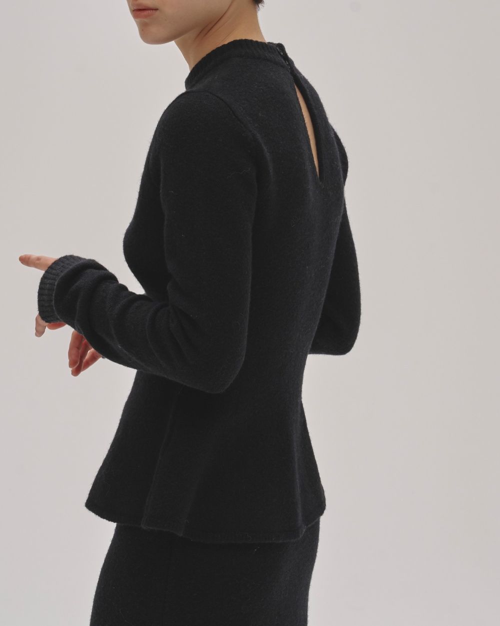 Puffy Peplum Knit Puffy Peplum Knit,パフペプラムニット,12520521,ニット,パフ,ペプラムニット,ニットトップス,todayful,トゥデイフル,lifes,吉田怜香,25aw,25winter