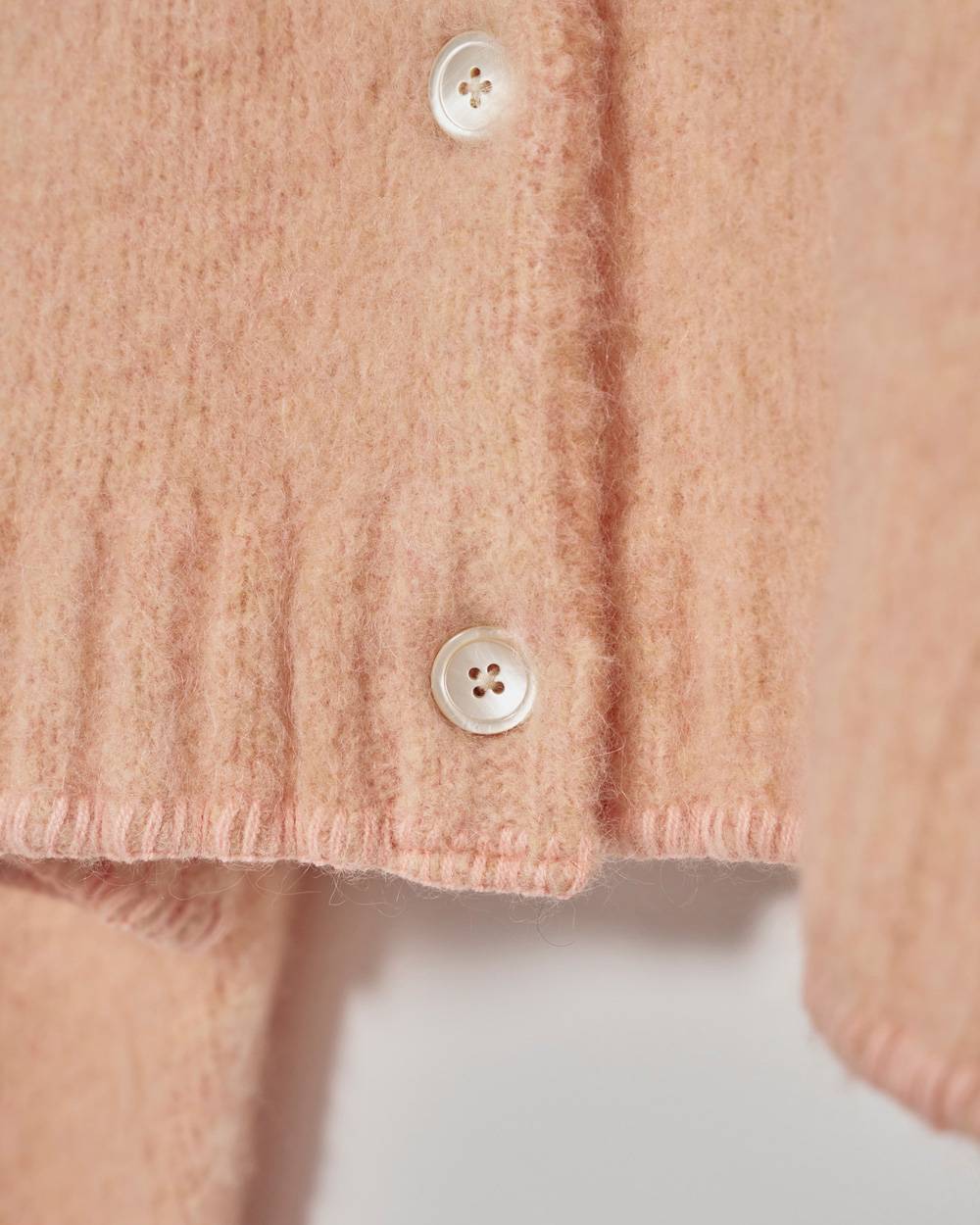 Brushed Knit Cardigan Brashed Knit Cardigan,ブラッシュドニットカーディガン,12520530,ニット,カーディガン,ニットカーディガン,ブラッシュドニット,todayful,トゥデイフル,lifes,吉田怜香,25aw,25winter