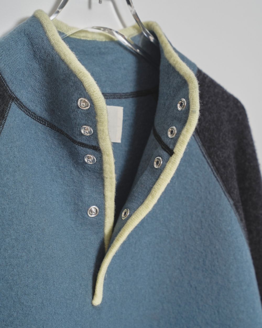 Wool 100% Piping Pullover Wool 100% Piping Pullover,ウール100%パイピングプルオーバー,12520533,ニット,ウールニット,パイピングニット,配色ニット,todayful,トゥデイフル,lifes,吉田怜香,25aw,25winter