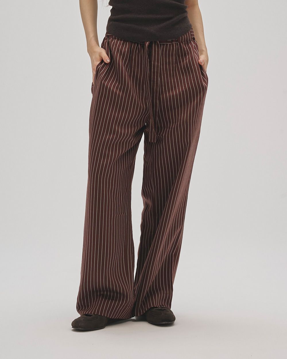 トゥデイフル TODAYFUL (トゥデイフル）Lightweight Tuck Trousers☆ 25秋冬