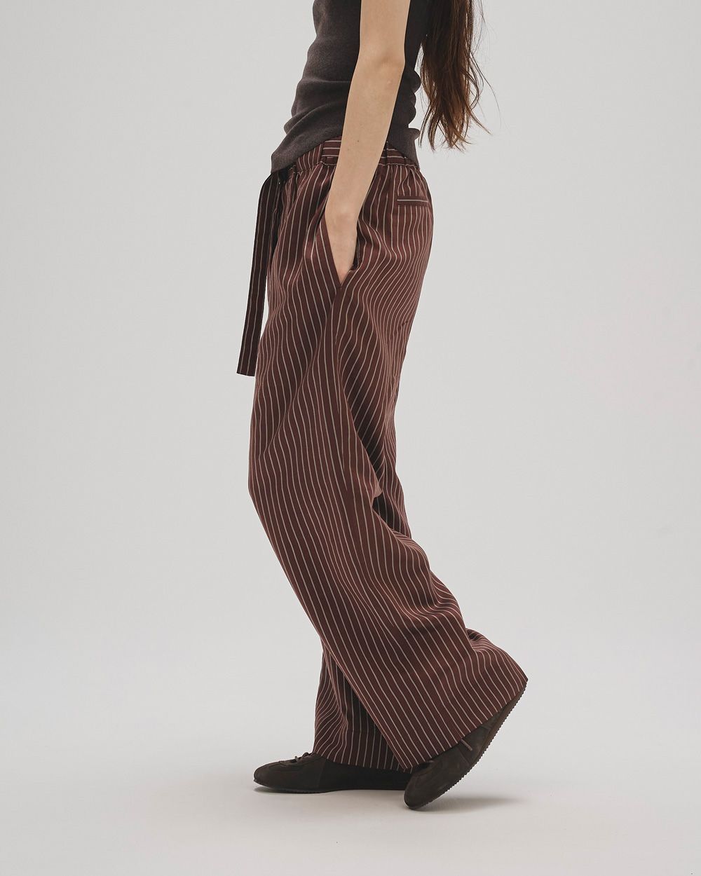 美品※Todayful ナイロンパンツ　25SS 即納】トゥデイフル TODAYFUL 2025springsummer ボトムス Satin