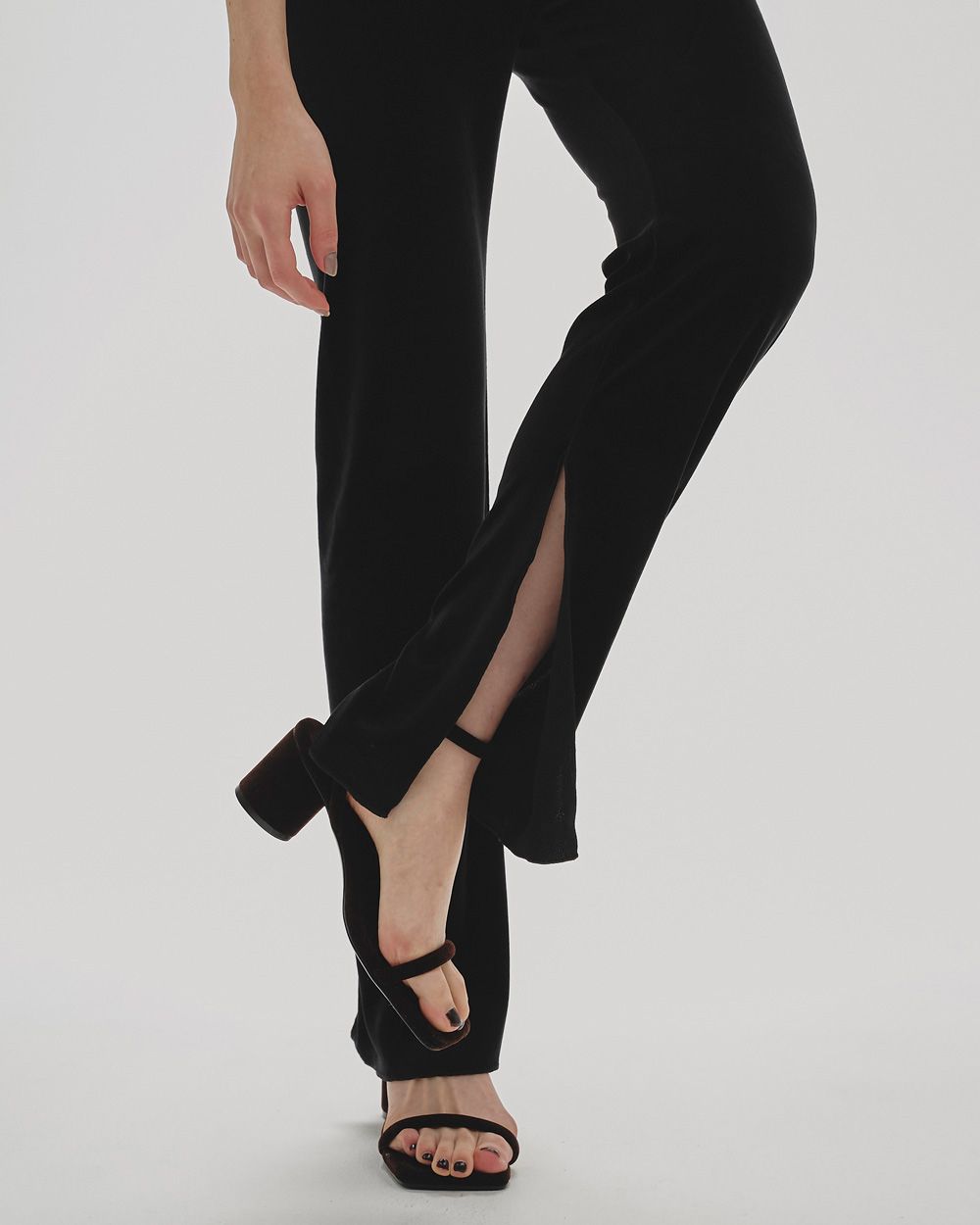 新品　ROSIE ASSOULIN フリル付　黒　パンツ　L程度　NY製 frill all in one / black [2size] （ハイネックハーフジップ