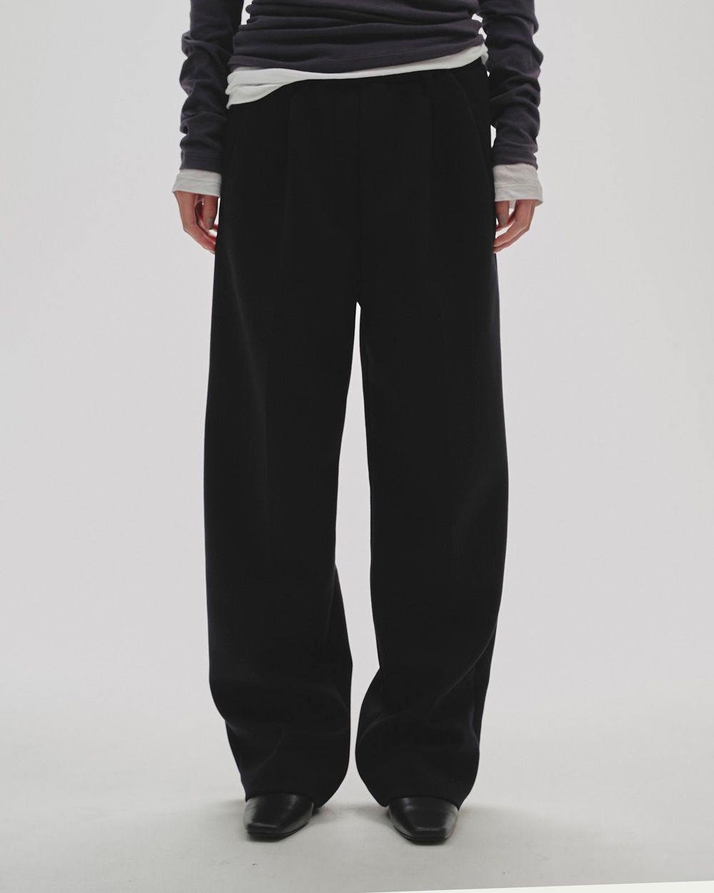 Cushion Easy Trousers Cushion Easy Trousers,クッションイージートラウザーズ,12520713,パンツ,ボトムス,トラウザーズ,イージーパンツ,イージートラウザーズ,スウェットパンツ,todayful,トゥデイフル,lifes,ライフズ,25aw,吉田怜香