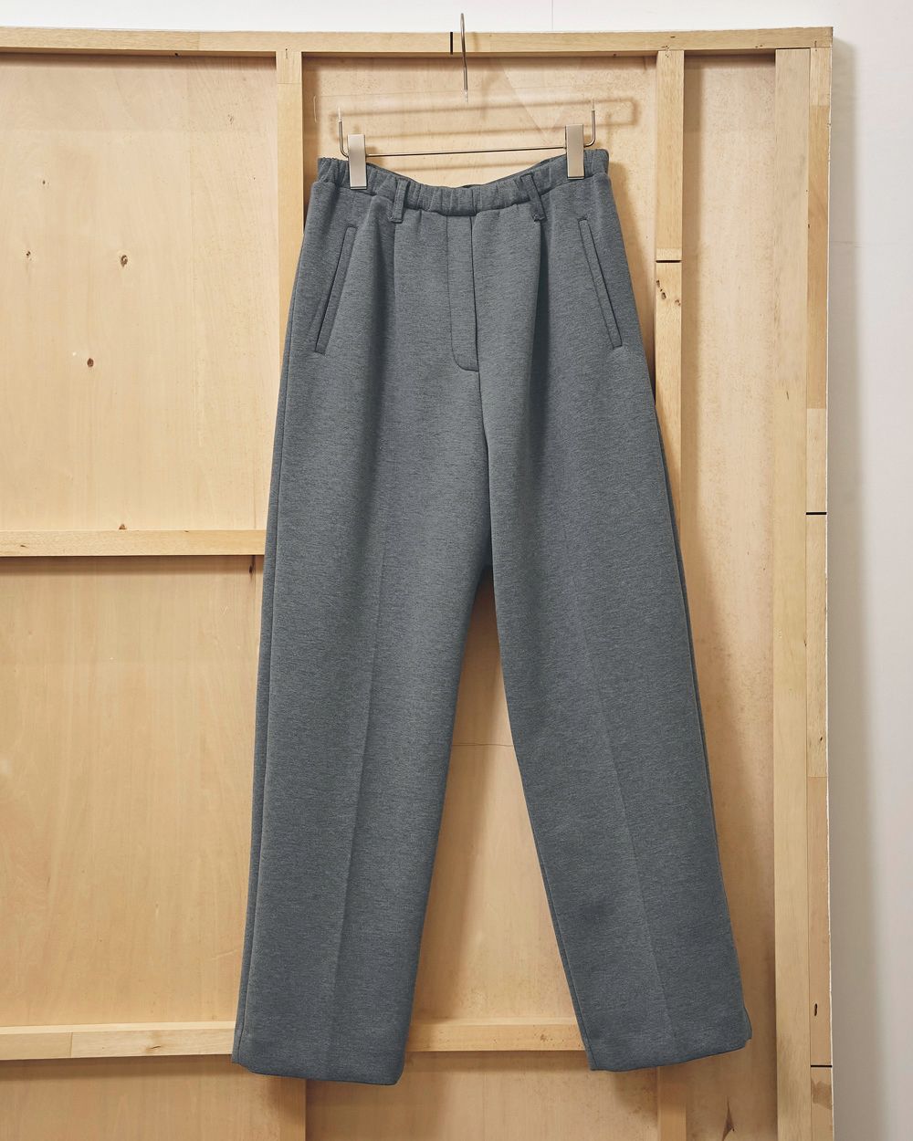 Cushion Easy Trousers Cushion Easy Trousers,クッションイージートラウザーズ,12520713,パンツ,ボトムス,トラウザーズ,イージーパンツ,イージートラウザーズ,スウェットパンツ,todayful,トゥデイフル,lifes,ライフズ,25aw,吉田怜香