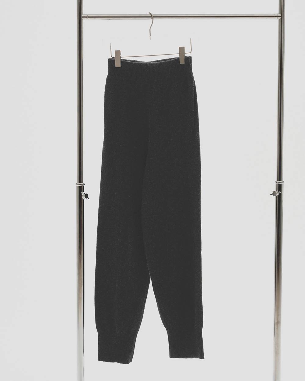 Cashmere Easy Pants Cashmere Easy Pants,カシミヤイージーパンツ,12520718,パンツ,ボトムス,ニットパンツ,カシミヤ,イージーパンツ,ラフパンツ,セットアップ,todayful,トゥデイフル,lifes,ライフズ,25aw,吉田怜香