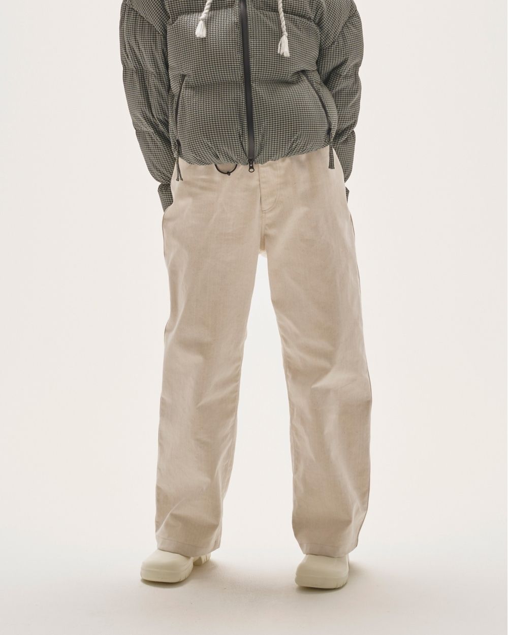 Flocky Highwaist Pants Flocky Highwaist Pants,フロッキーハイウエストパンツ,12520726,パンツ,ボトムス,トラウザーズ,ハイウエストパンツ,フロッキーパンツ,フロッキー,todayful,トゥデイフル,lifes,吉田怜香,25aw,25winter