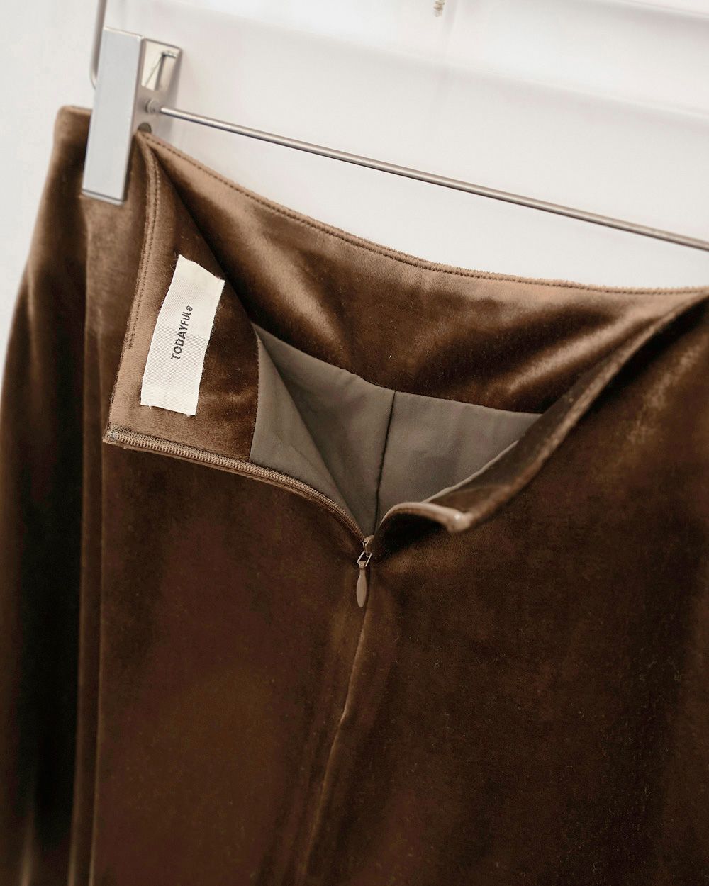 Velour Square Skirt Velour Square Skirt,べロアスクエアスカート,12520804,べロアスクエアスカート,スクエアスカート,スカート,ショートスカート,todayful,トゥデイフル,lifes,ライフズ,25aw,吉田怜香