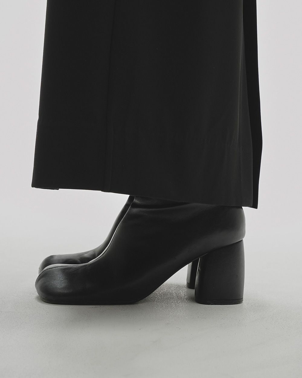 Square Short Boots Square Short Boots,スクエアショートブーツ,12521006,ショートブーツ,スクエアブーツ,ブーツ,靴,シューズ,todayful,トゥデイフル,lifes,ライフズ,25aw,吉田怜香