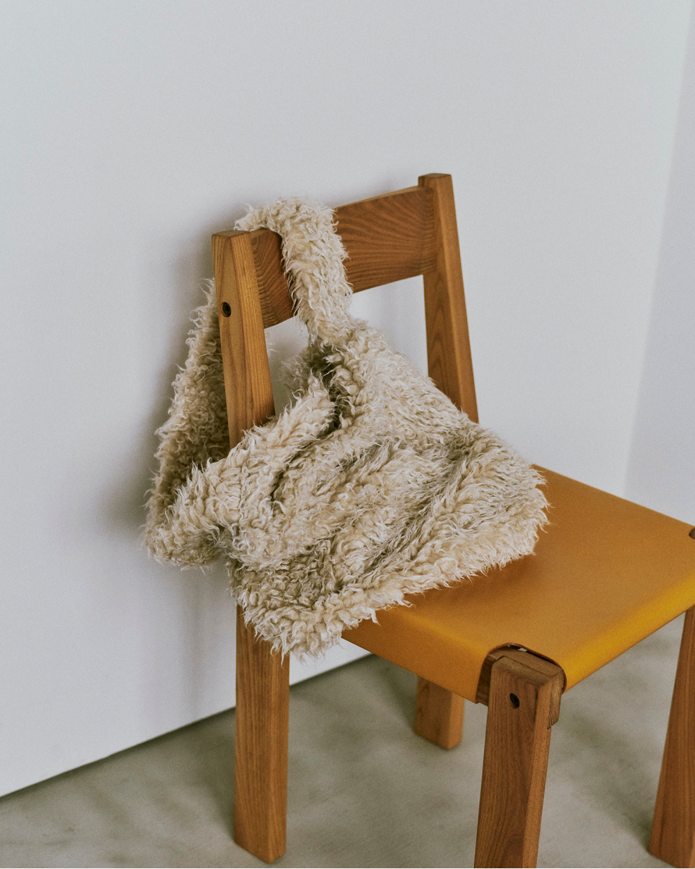 Volume Fur Shoulderbag Volume Fur Shoulderbag,ボリュームファーショルダーバック,12521035,バック,ファーバック,ショルダーバック,小物,todayful,トゥデイフル,lifes,吉田怜香,25aw,25winter