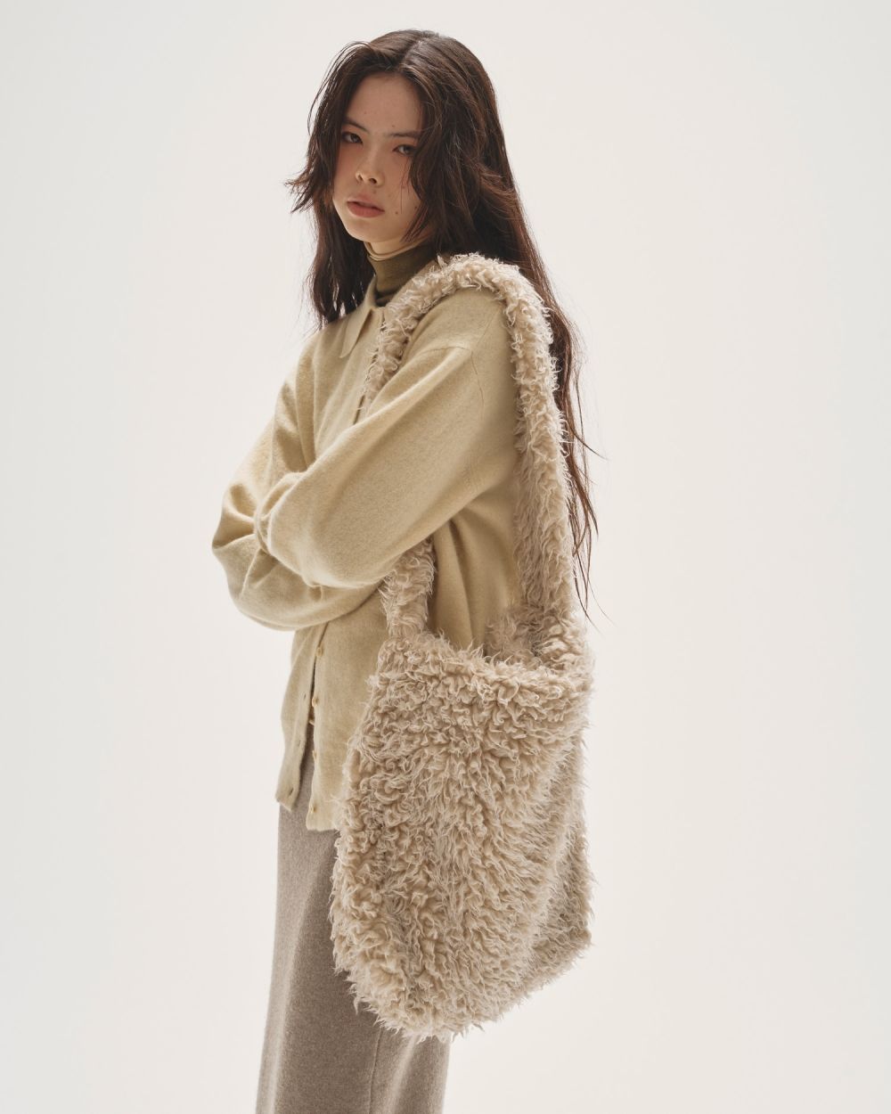 Volume Fur Shoulderbag Volume Fur Shoulderbag,ボリュームファーショルダーバック,12521035,バック,ファーバック,ショルダーバック,小物,todayful,トゥデイフル,lifes,吉田怜香,25aw,25winter