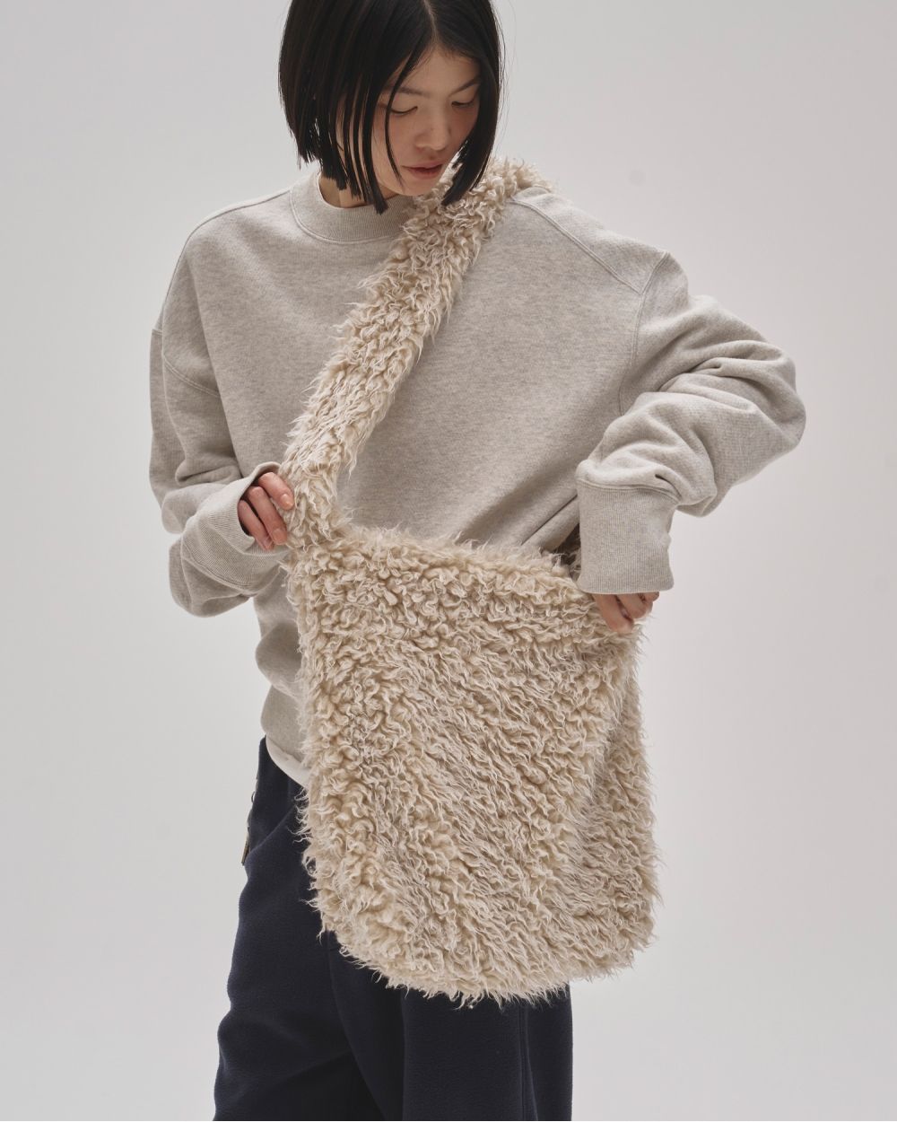 Volume Fur Shoulderbag Volume Fur Shoulderbag,ボリュームファーショルダーバック,12521035,バック,ファーバック,ショルダーバック,小物,todayful,トゥデイフル,lifes,吉田怜香,25aw,25winter