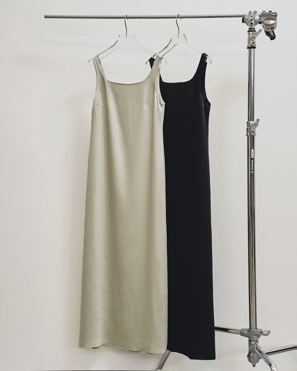 Squareneck Satin Dress Squareneck Satin Dress,スクエアネックサテンドレス,12610305,スクエアネックドレス,サテンドレス,ドレス,ワンピース,todayful,トゥデイフル,lifes,吉田怜香,26ss