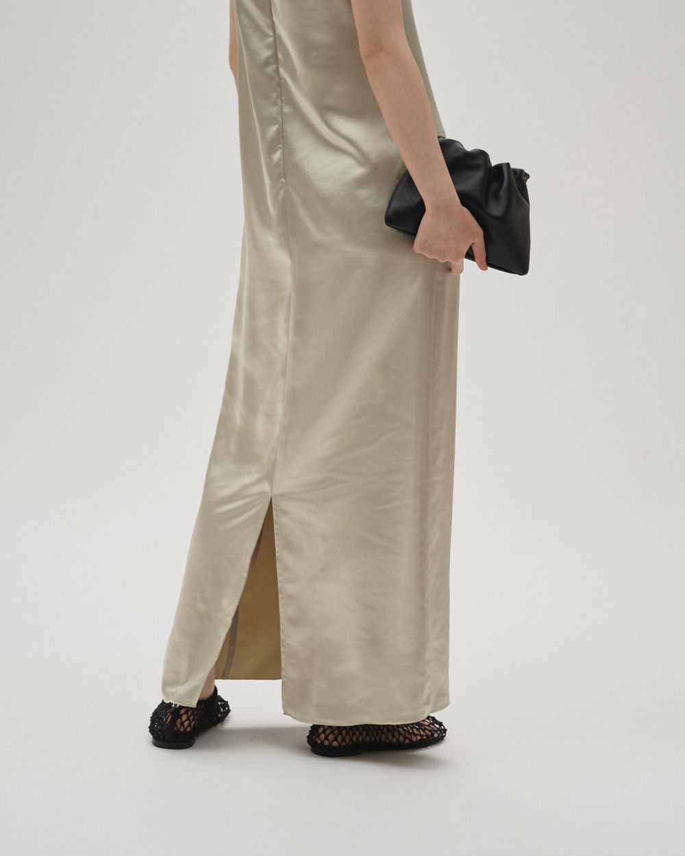 Squareneck Satin Dress Squareneck Satin Dress,スクエアネックサテンドレス,12610305,スクエアネックドレス,サテンドレス,ドレス,ワンピース,todayful,トゥデイフル,lifes,吉田怜香,26ss