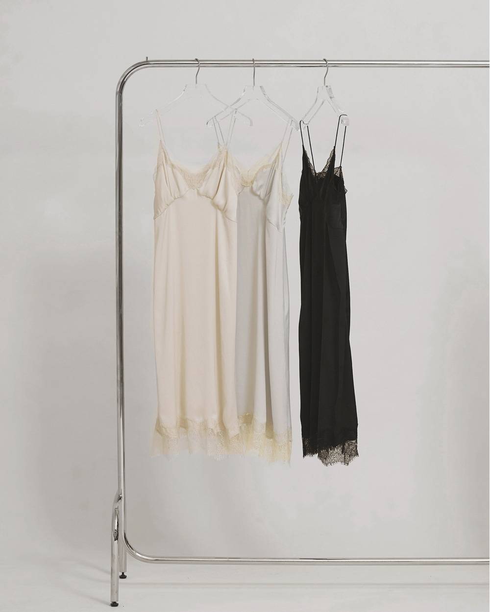 Satin Lace Dress Satin Lace Dress,サテンレースドレス,12610317,サテン,レースドレス,ドレス,レース,ランジェリー,todayful,トゥデイフル,lifes,吉田怜香,26aw