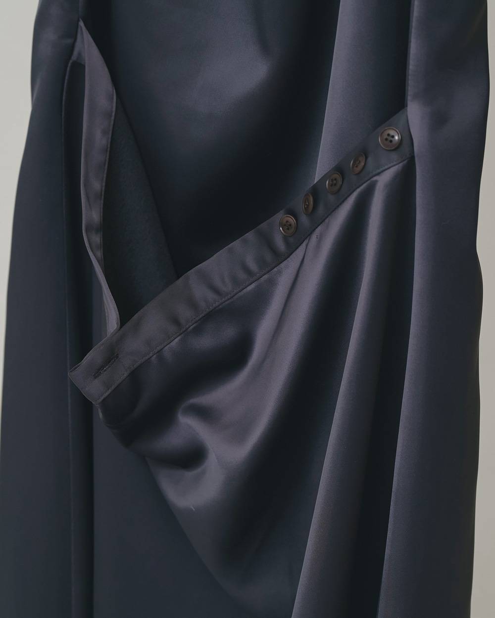 Asymmetry Satin Dress Asymmetry Satin Dress,アシンメトリーサテンドレス,12610322,サテン,アシンメトリードレス,サテンドレス,ドレス,ワンピース,todayful,トゥデイフル,lifes,吉田怜香,26aw