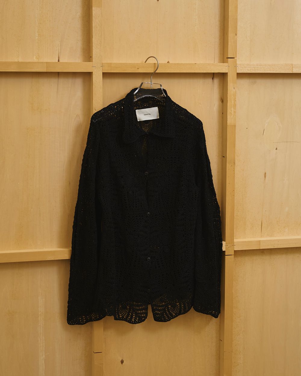 TODAYFUL レースニットシャツ　ブラック TODAYFUL（トゥデイフル）の「レースニットシャツ（シャツ
