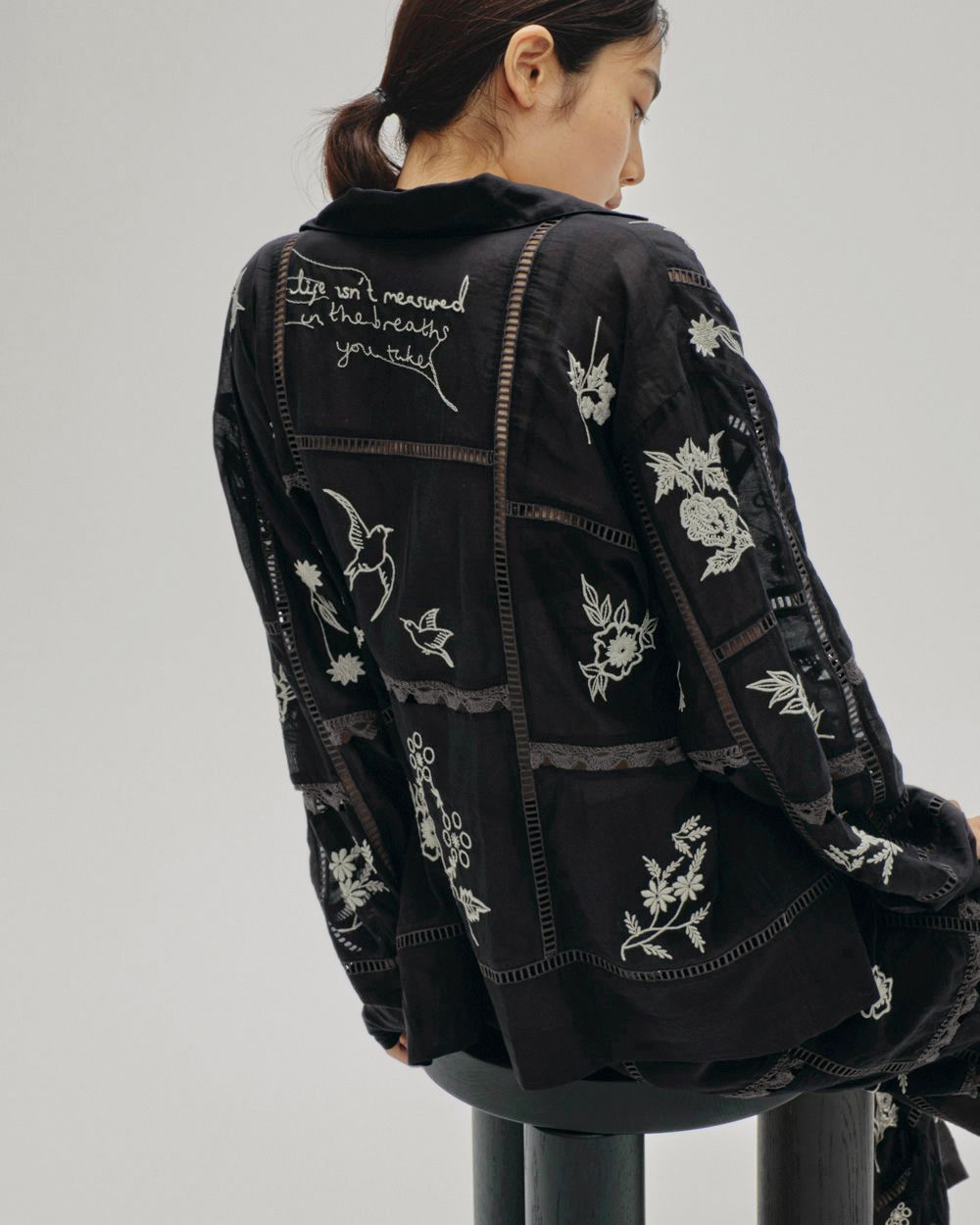 トゥデイフル　刺繍　シャツ　ブラック TODAYFUL(トゥデイフル) / Life's online store（ライフズ