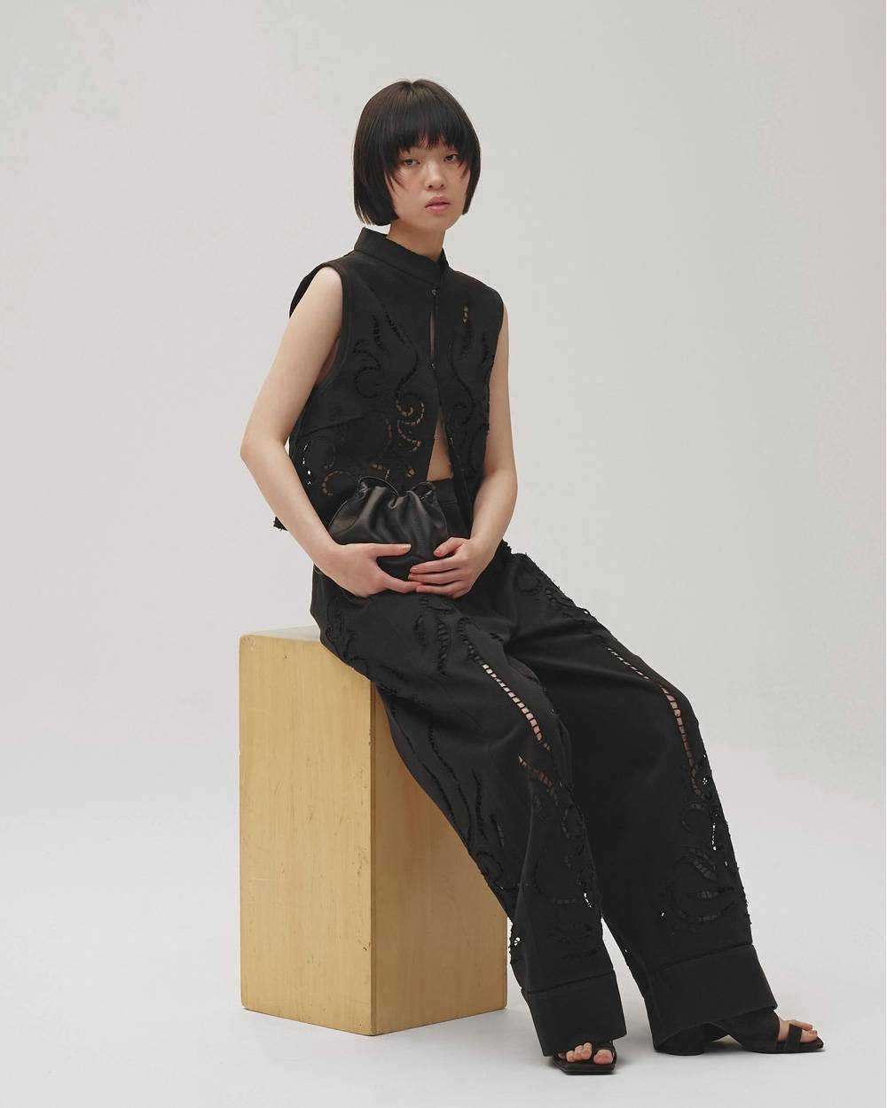 Cut Lace Twill Vest Cut Lace Twill Vest,カットレースツイルベスト,12610430,レースベスト,ベスト,トップ,ノースリーブ,セットアップ,todayful,トゥデイフル,lifes,吉田怜香,26aw