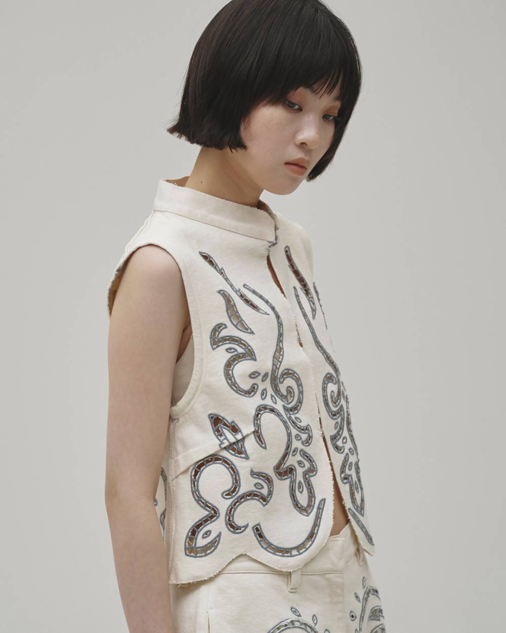 Cut Lace Twill Vest Cut Lace Twill Vest,カットレースツイルベスト,12610430,レースベスト,ベスト,トップ,ノースリーブ,セットアップ,todayful,トゥデイフル,lifes,吉田怜香,26aw