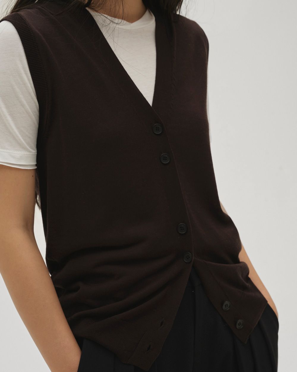 Tencelsilk Knit Vest Tencelsilk Knit Vest,テンセルシルクニットベスト,12610517,テンセルシルク,ニットベスト,ニット,ベスト,ニットトップ,todayful,トゥデイフル,lifes,吉田怜香,26ss