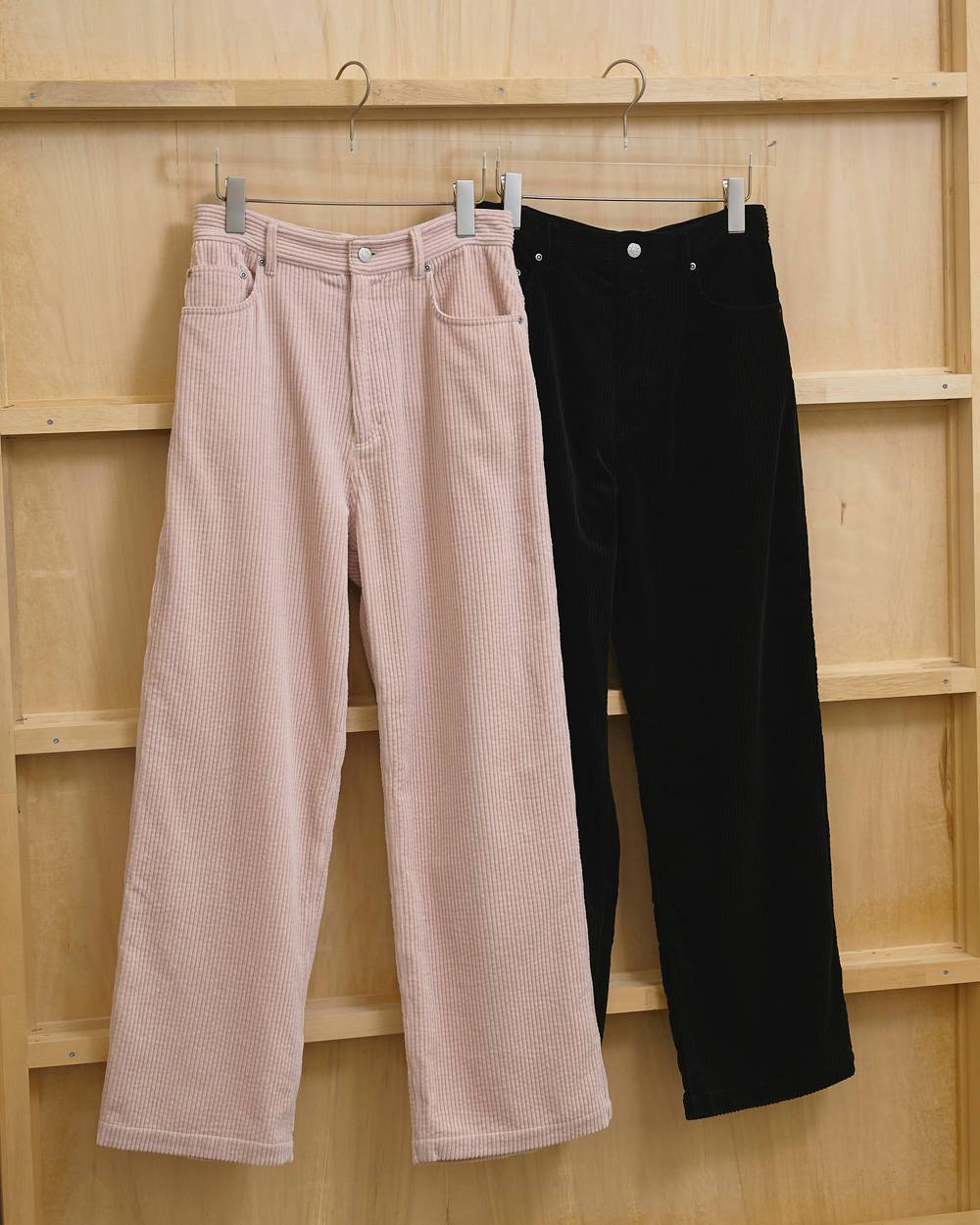 Chunky Corduroy Pants Chunky Corduroy Pants,チャンキーコードュロイパンツ,12610703,パンツ,ボトムス,コードュロイ,コードュロイパンツ,todayful,トゥデイフル,lifes,吉田怜香,26ss