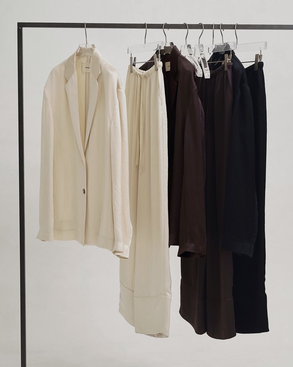 【新品】TODAYFUL Satin Easy Pants ECRU 36 TODAYFUL(トゥデイフル) / Life's online store（ライフズ