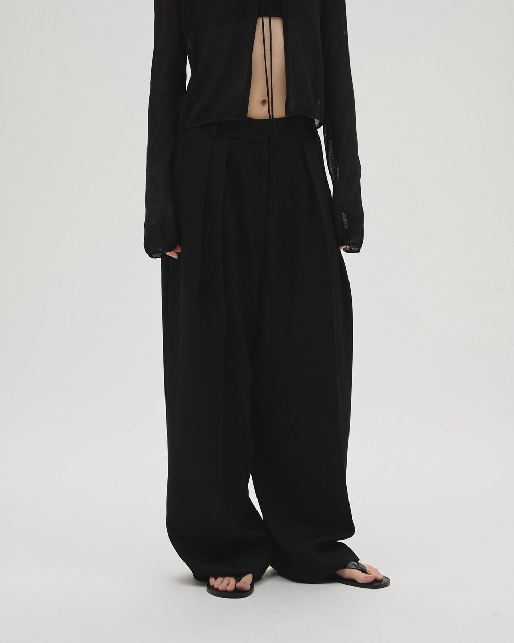 大幅値下げ中！todayful Tuck Wide Trousers TODAYFUL(トゥデイフル) / Life's online store（ライフズ