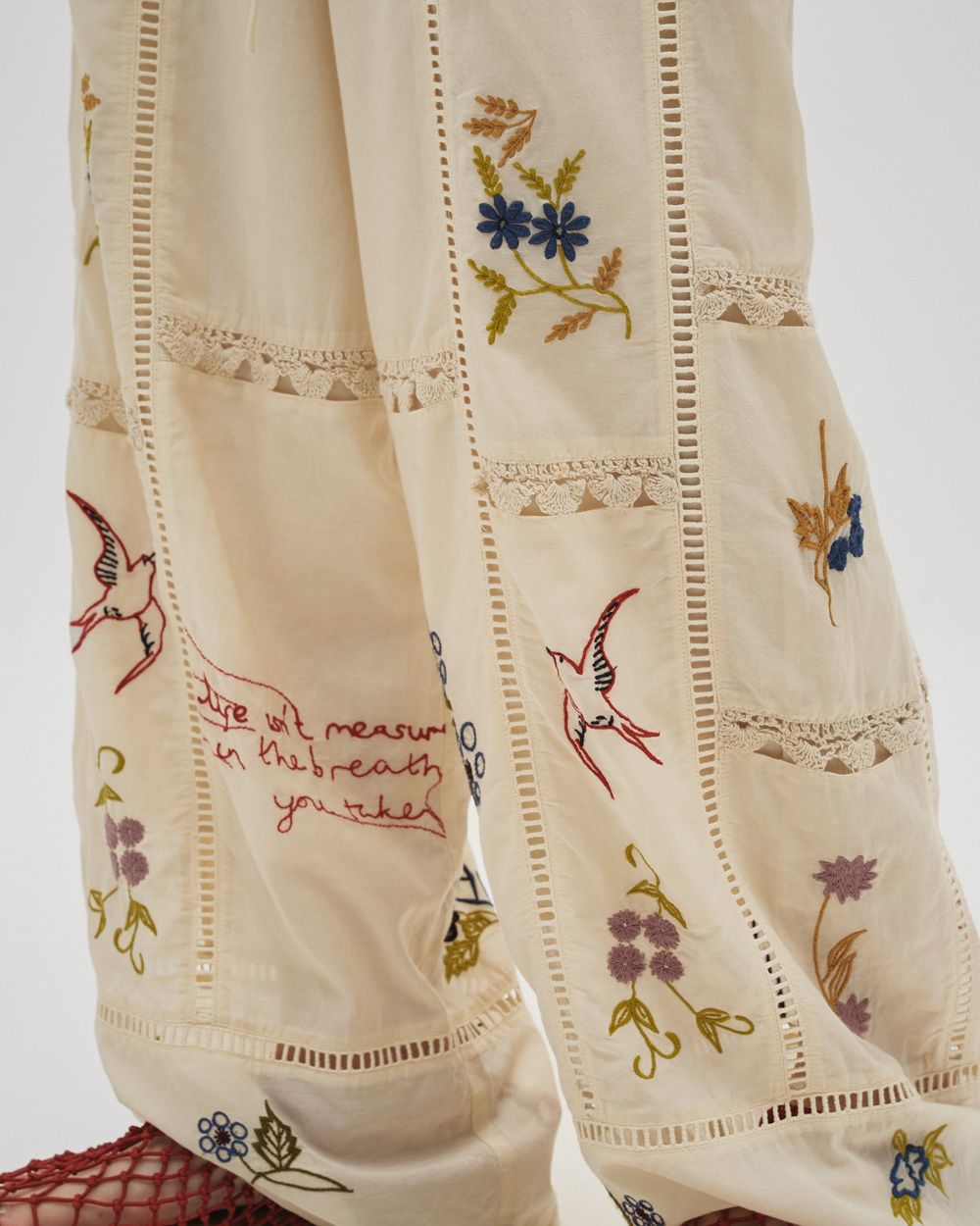 Embroidery Patchwork Trousers エクリュ38 TODAYFUL(トゥデイフル) / Life's online store（ライフズ