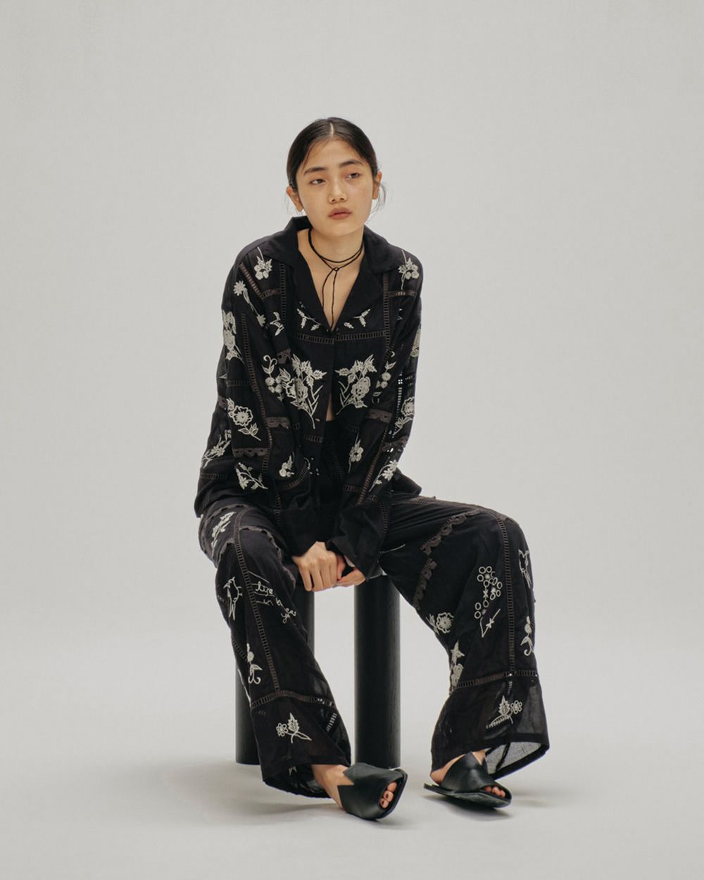 専用ページ♡Embroidery Patchwork Trousers パンツ TODAYFUL（トゥデイフル）の「Embroidery Patchwork Trousers