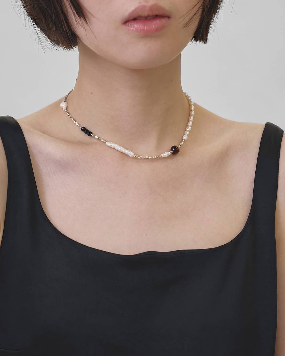 Asymmetry Pearl Choker Asymmetry Pearl Choker,アシンメトリーパールチョーカー,12610902,チョーカー,アクセサリー,パール,ネックレス,todayful,トゥデイフル,lifes,吉田怜香,26ss