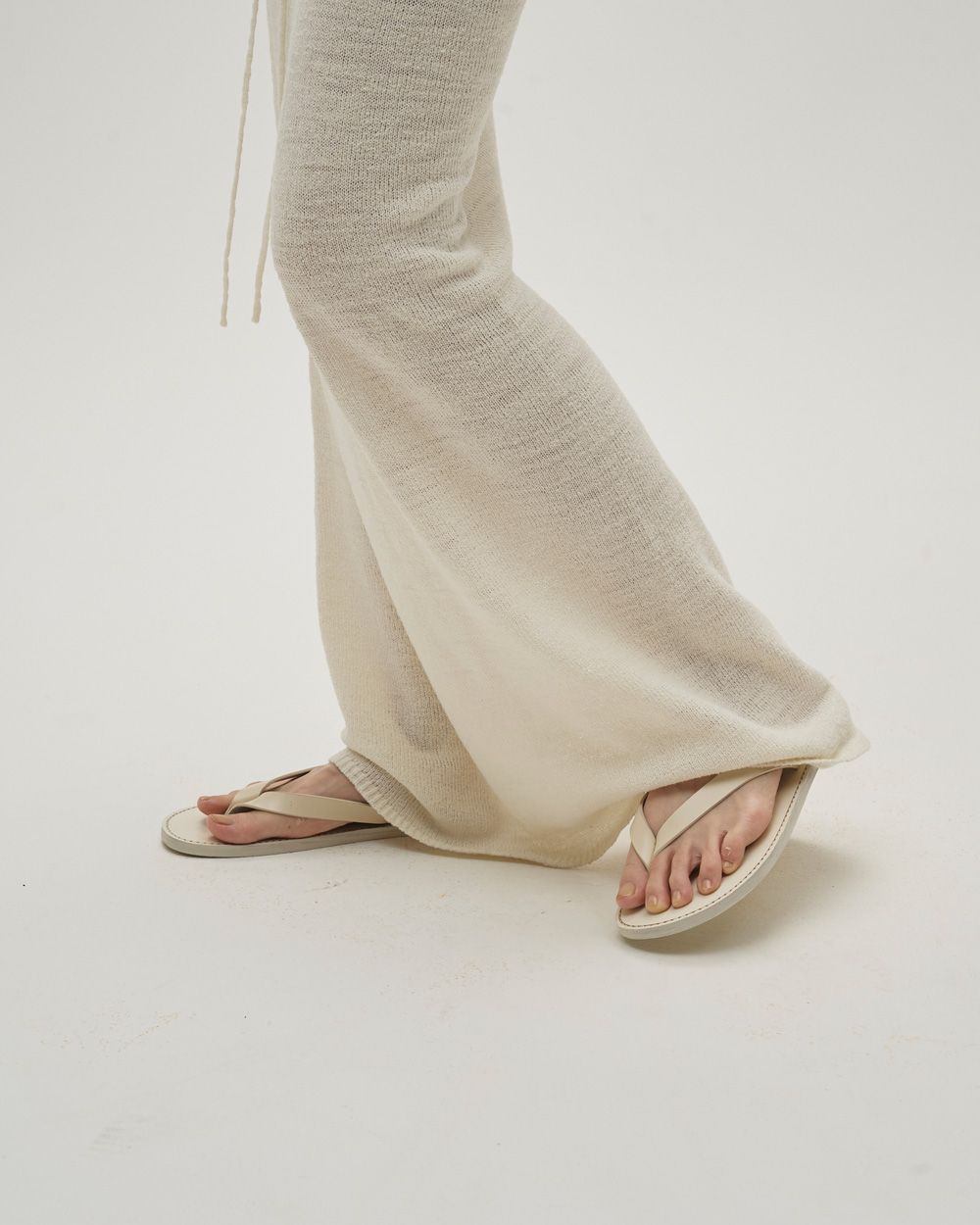 TODAYFUL Tong Leather Sandals サンダル 36 TODAYFUL Tong Leather Sandals サンダル 36