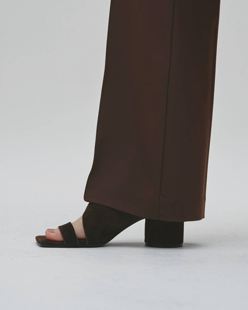Square Suede Sandals Square Suede Sandals,スクエアスエードサンダル,12611026,スエードサンダル,スクエアサンダル,サンダル,靴,シューズ,todayful,トゥデイフル,lifes,吉田怜香,26aw