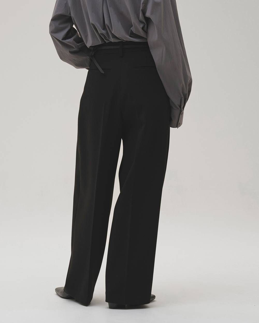 Bonding Wide Trousers Bonding Wide Trousers,ボンディングワイドトラウザー,12620702,ボンディング,ワイドトラウザー,タックパンツ,トラウザー,ボトムス,パンツ,todayful,トゥデイフル,lifes,吉田怜香,26aw