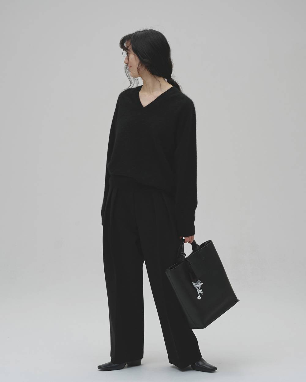 Bonding Wide Trousers Bonding Wide Trousers,ボンディングワイドトラウザー,12620702,ボンディング,ワイドトラウザー,タックパンツ,トラウザー,ボトムス,パンツ,todayful,トゥデイフル,lifes,吉田怜香,26aw