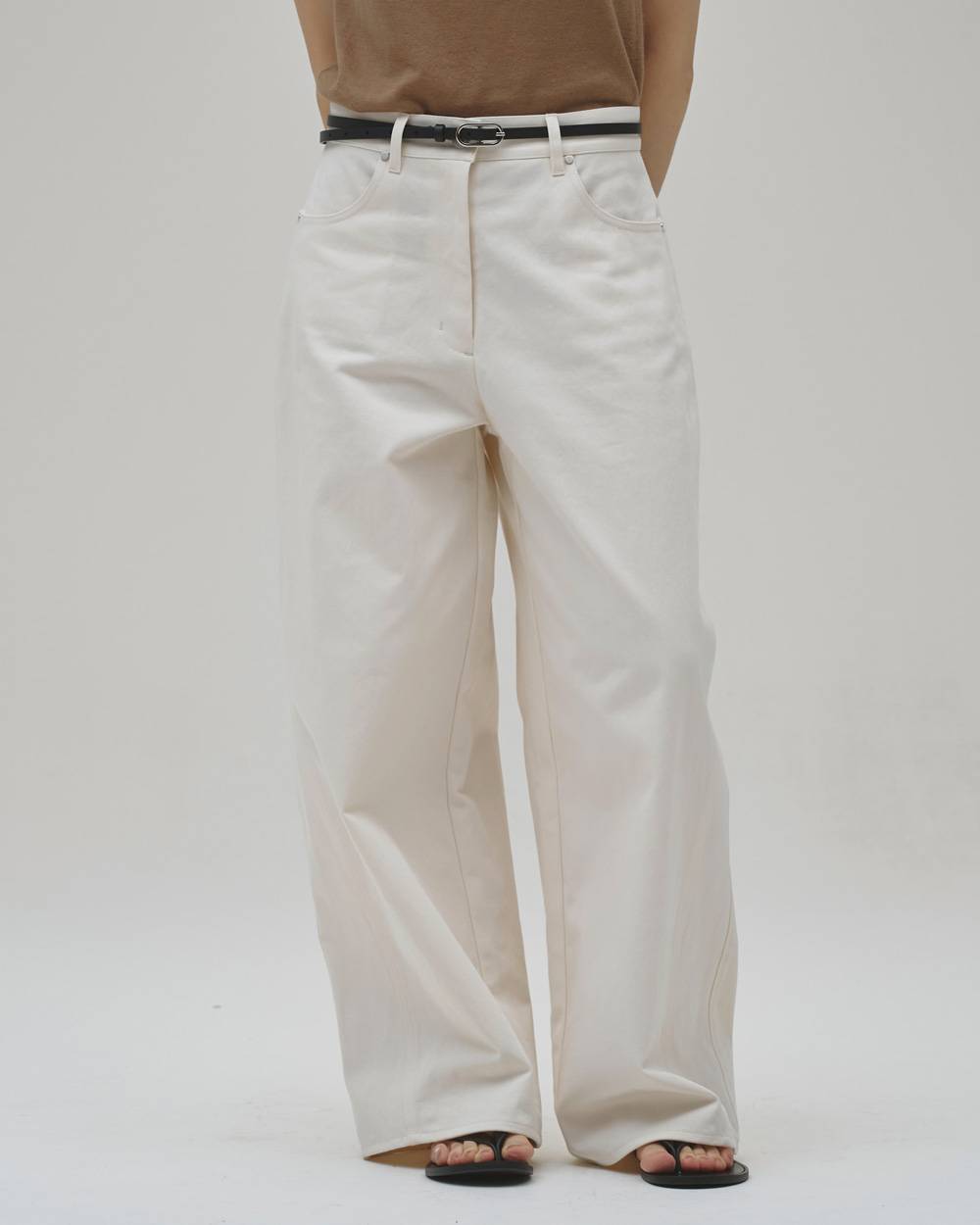 Cottontwill Cocoon Pants Cottontwill Cocoon Pants,コットンツイルコクーンパンツ,12620704,コットンツイル,コクーンパンツ,ボトムス,ワイドパンツ,カジュアルパンツ,todayful,トゥデイフル,lifes,吉田怜香,26aw