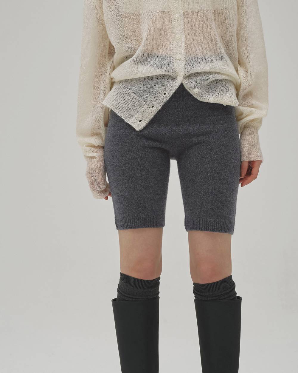 Seamless Knit Half Leggings Seamless Knit Half Leggings,シームレスニットハーフレギンス,12620706,パンツ,ボトムス,ニットパンツ,ニットショートパンツ,レギンス,ニットレギンス,ショートパンツ,todayful,トゥデイフル,lifes,吉田怜香,26aw