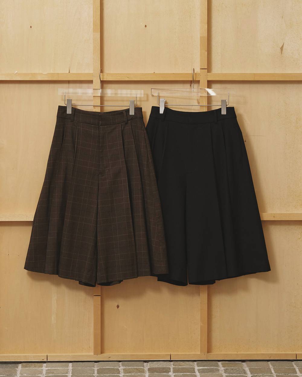 Pleats Bermuda Pants Pleats Bermuda Pants,プリーツバミューダパンツ,12620707,プリーツパンツ,バミューダパンツ,チェックパンツ,ハーフパンツ,ワイドパンツ,ボトムス,todayful,トゥデイフル,lifes,吉田怜香,26aw